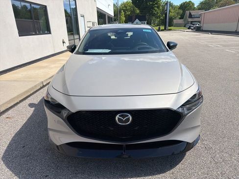 New 2026 MAZDA MAZDA3 Hatchback w/Premium Plus Pkg AWD/4WD image 11