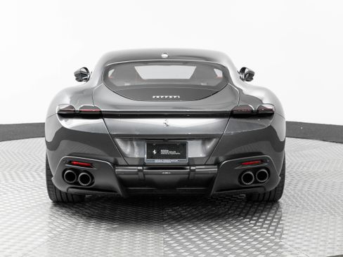Certified 2024 Ferrari Roma image 8