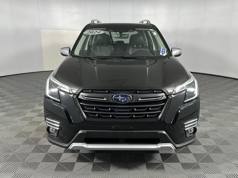 Used 2024 Subaru Forester Touring AWD/4WD image 5