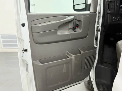 Used 2012 Chevrolet Express 3500 LT w/ LT Preferred Equipment Group image 14