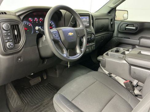 Used 2021 Chevrolet Silverado 1500 Custom AWD/4WD image 18