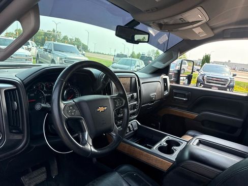 Used 2015 Chevrolet Silverado 2500 LTZ w/ Duramax Plus Package AWD/4WD image 11