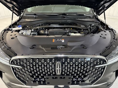 New 2026 Lincoln Aviator 2WD image 32