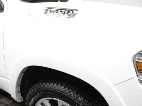 Used 2020 RAM 1500 Limited AWD/4WD image 39