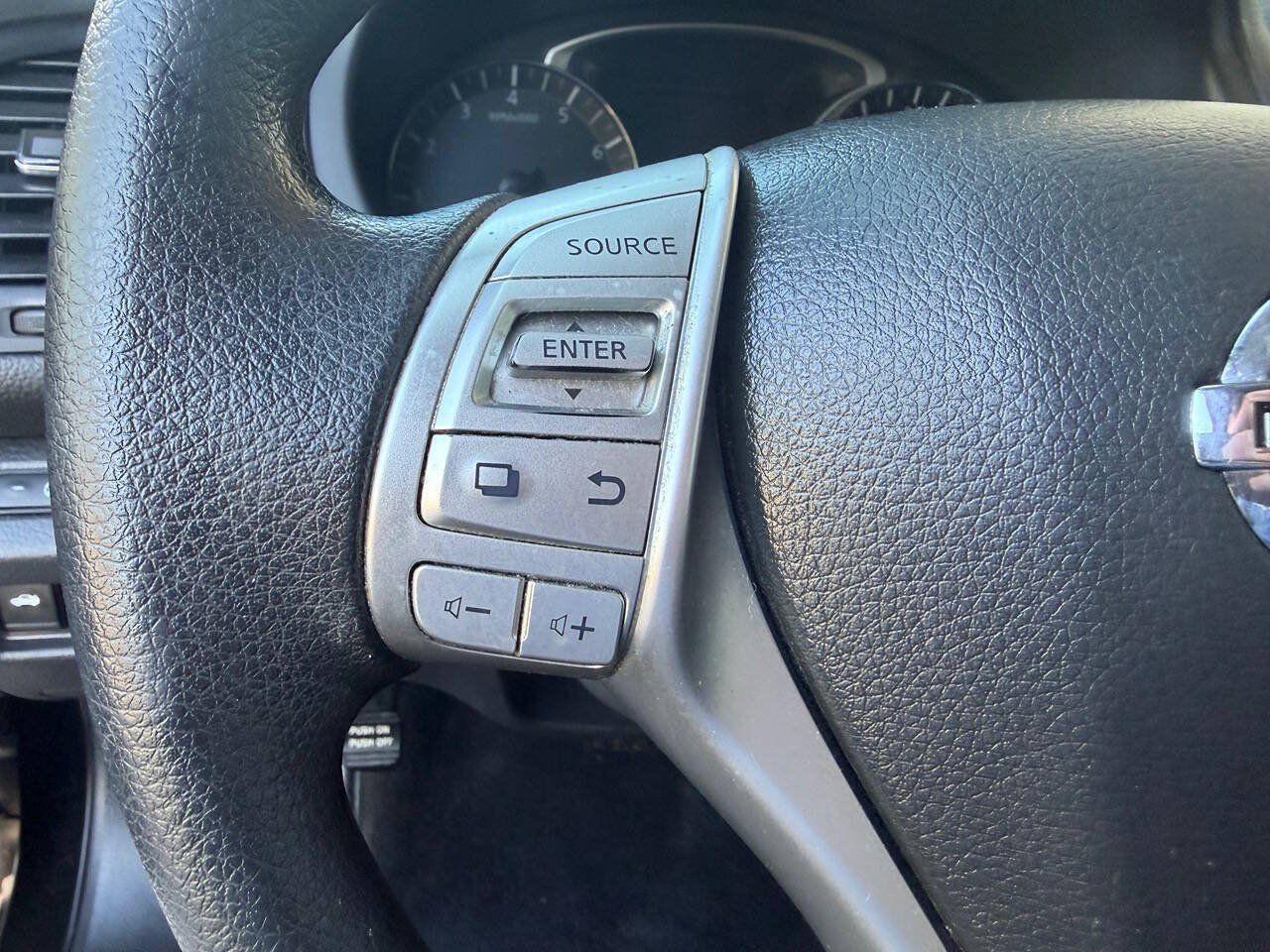 Used 2017 Nissan Altima 2.5 S w/ Power Driver Seat Package FWD image 14