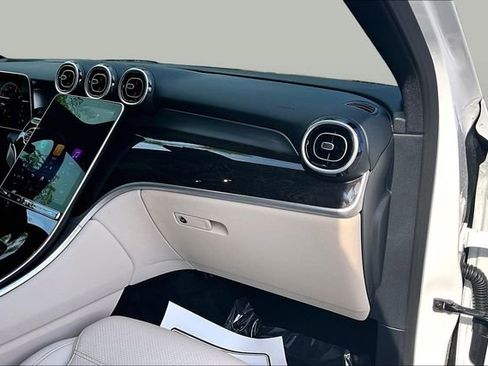 Certified 2026 Mercedes-Benz GLC 300 4MATIC image 29