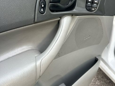 Used 2005 Ford Focus SE image 17
