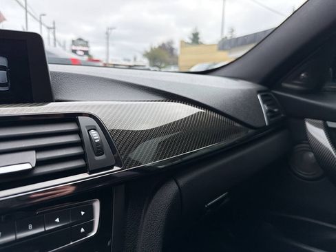 Used 2015 BMW M3 RWD image 37
