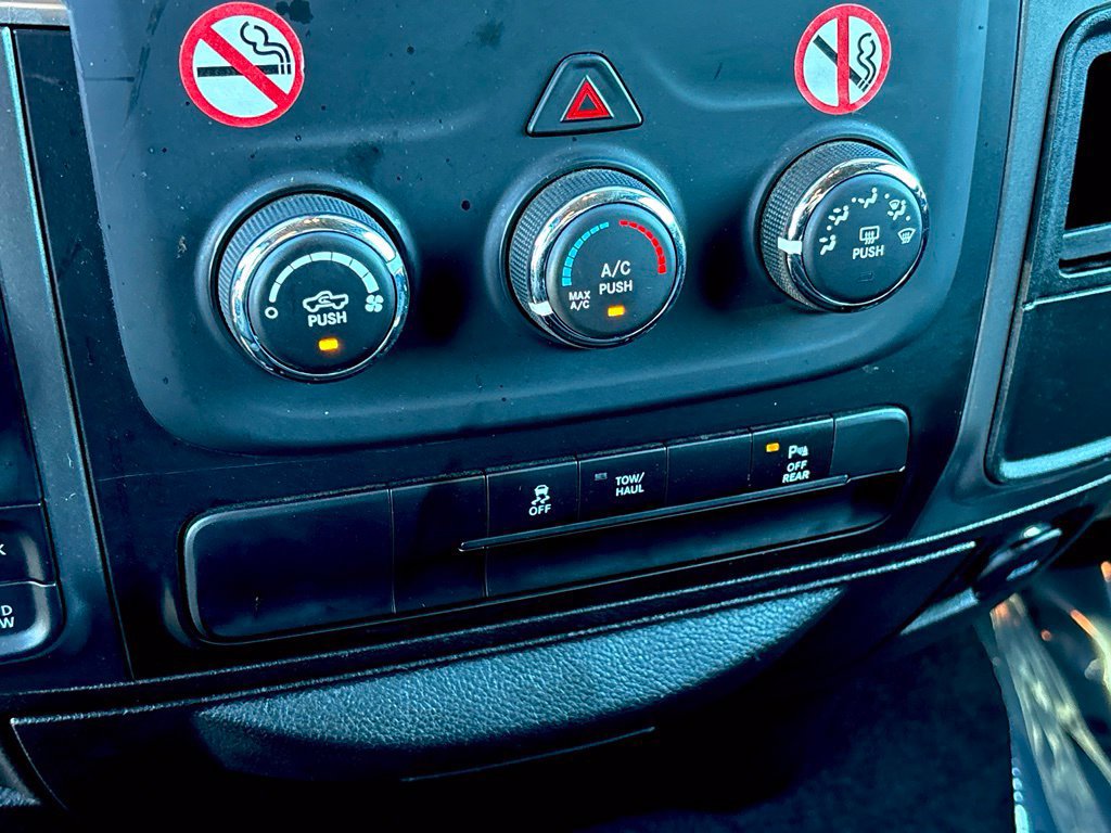 Certified 2024 RAM 1500 Warlock AWD/4WD image 19