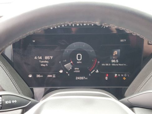 Used 2025 GMC Yukon Denali AWD/4WD image 23