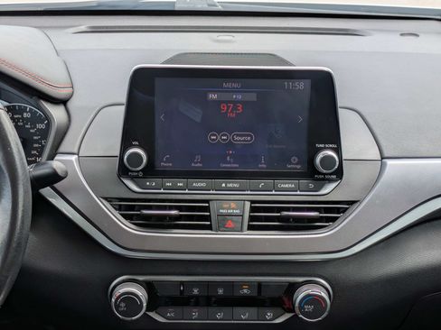 Used 2023 Nissan Altima 2.5 SR FWD image 20