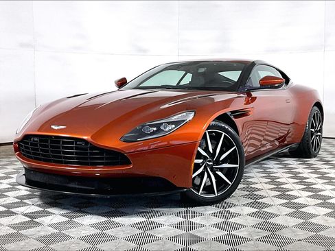 Used 2017 Aston Martin DB11 V12 RWD image 1