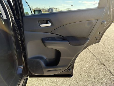 Used 2016 Honda CR-V SE image 41