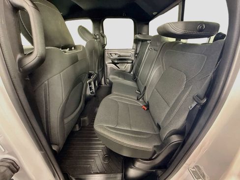 Used 2021 RAM 1500 Big Horn AWD/4WD image 17