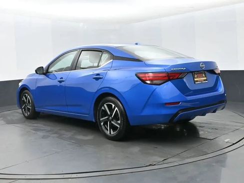 Used 2024 Nissan Sentra SV image 9