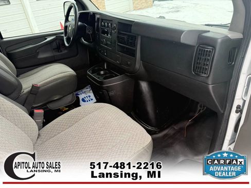 Used 2015 Chevrolet Express 2500 image 19