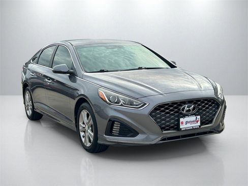 Used 2019 Hyundai Sonata SEL image 3