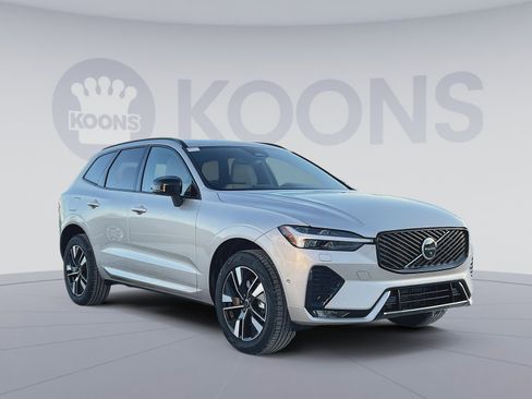 New 2026 Volvo XC60 B5 Plus w/ Protection Package Premier AWD/4WD image 10