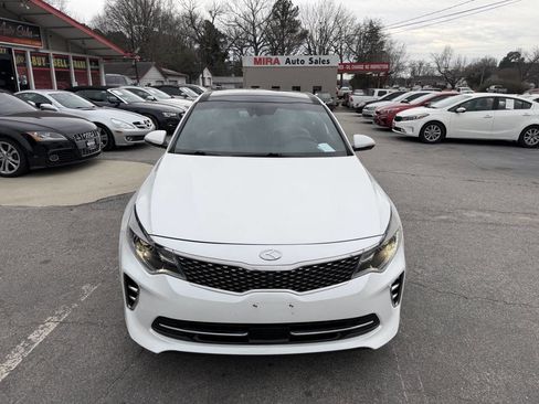 Used 2016 Kia Optima SX image 10