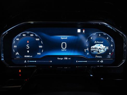 Used 2023 Chevrolet Silverado 1500 LT image 29