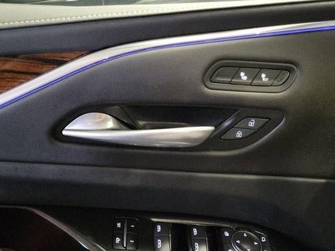 Certified 2024 Cadillac Escalade ESV Luxury image 30