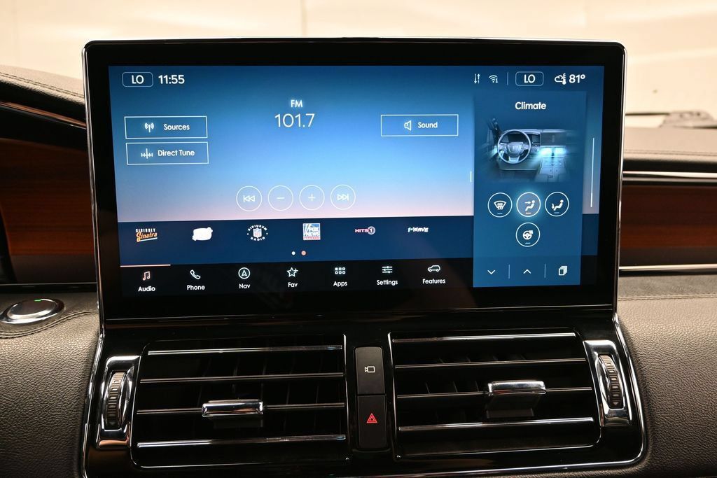 Used 2022 Lincoln Navigator L Reserve AWD/4WD image 37