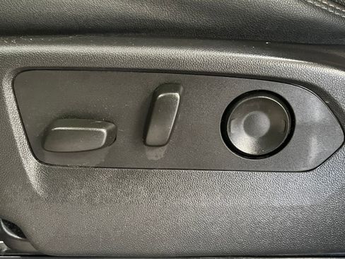 Used 2024 Chevrolet Silverado 2500 High Country w/ Technology Package image 41