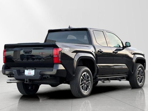 Used 2026 Toyota Tacoma TRD Sport image 4