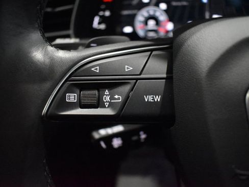 Used 2023 Audi Q7 3.0T Premium w/ Convenience Package AWD/4WD image 22