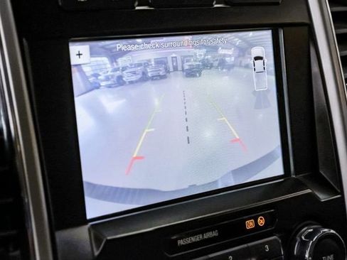 Used 2019 Ford F250 Lariat w/ Lariat Value Package image 25