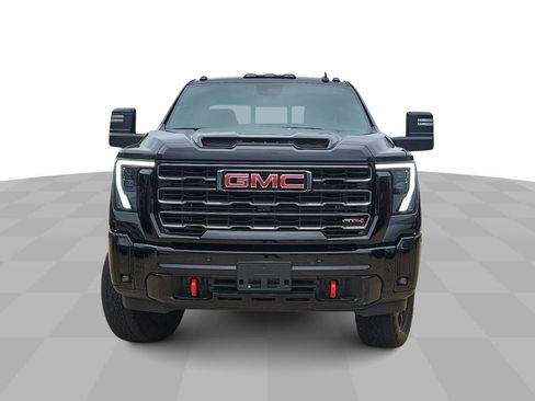 Used 2025 GMC Sierra 2500 AT4 w/ AT4 Premium Plus Package image 3