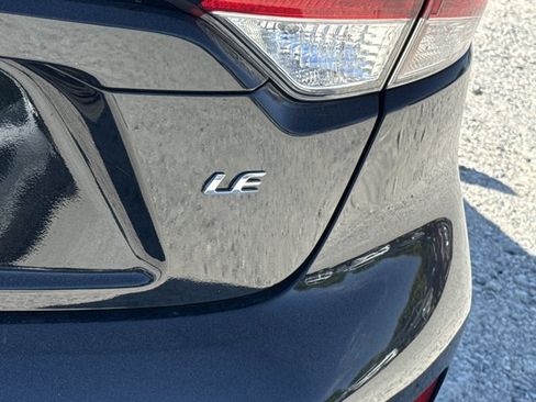 Used 2025 Toyota Corolla LE FWD image 3