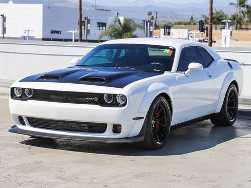 Used 2022 Dodge Challenger SRT Hellcat Redeye image 4