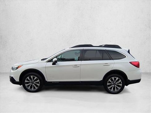 Used 2015 Subaru Outback 2.5i Limited image 9