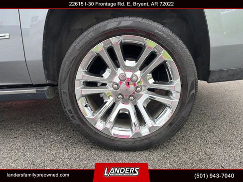Used 2020 GMC Yukon XL Denali w/ Denali Premium Package AWD/4WD image 17