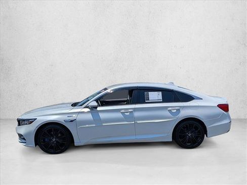 Used 2019 Honda Accord Hybrid image 9