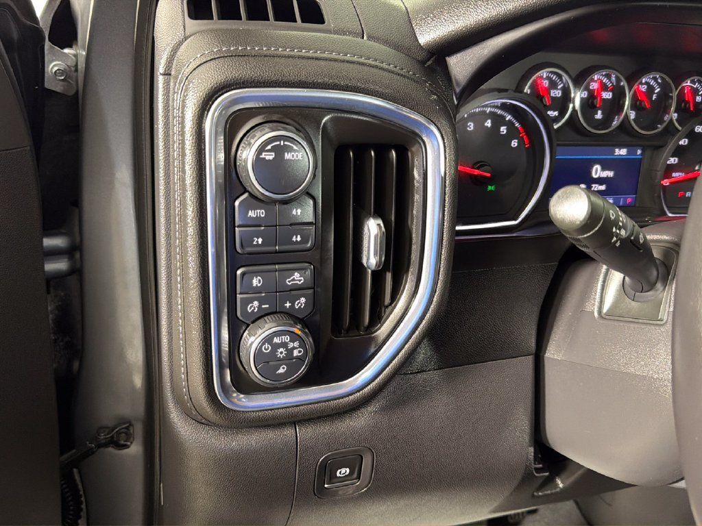 Used 2020 Chevrolet Silverado 1500 RST AWD/4WD image 19
