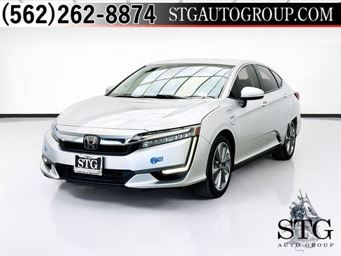 Used 2021 Honda Clarity Touring image 1