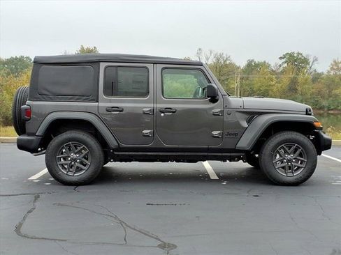 New 2026 Jeep Wrangler Unlimited Sport AWD/4WD image 24