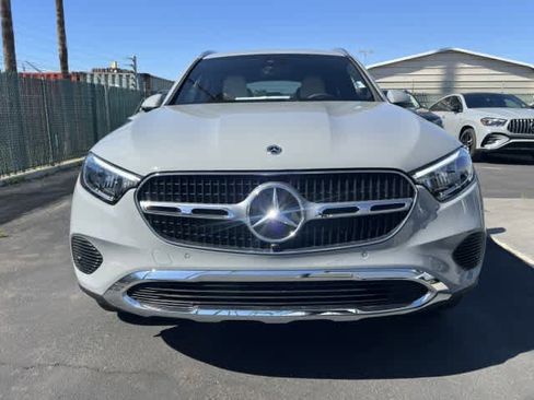 New 2026 Mercedes-Benz GLC 300 image 2