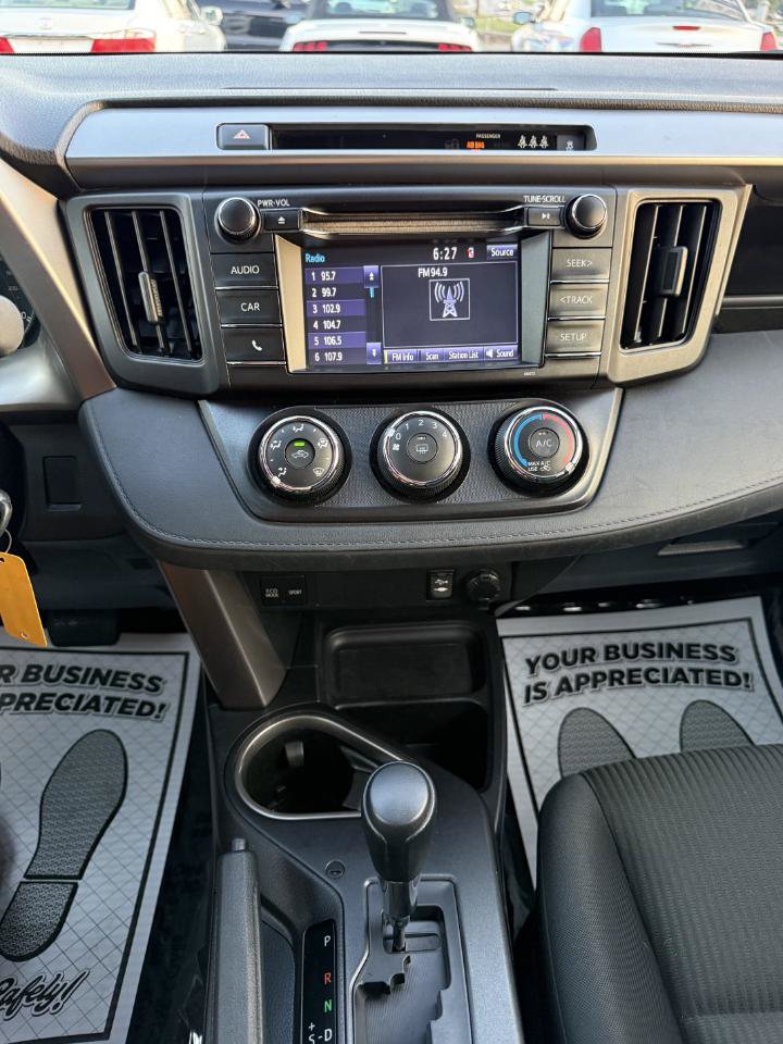 Used 2017 Toyota RAV4 LE w/ Carpet Mat Package AWD/4WD image 16