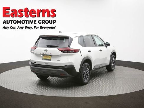 Used 2023 Nissan Rogue S AWD/4WD image 40