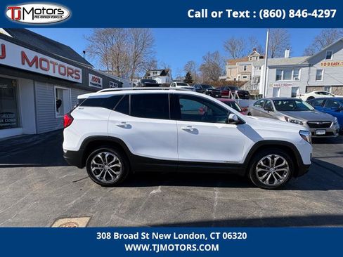 Used 2019 GMC Terrain SLT image 8