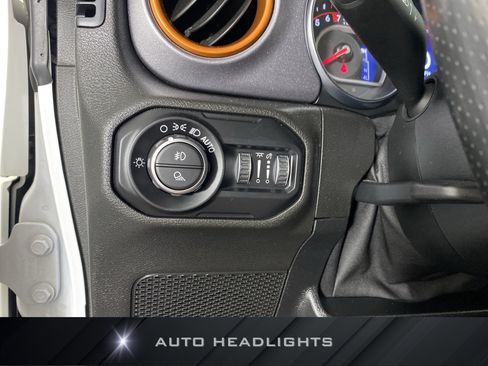 Used 2020 Jeep Gladiator Mojave w/ Dual Top Group AWD/4WD image 26