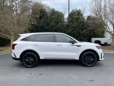 Used 2021 Kia Sorento SX image 10