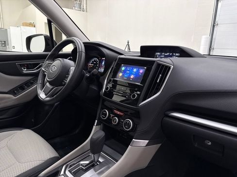 Used 2022 Subaru Forester Premium AWD/4WD image 27