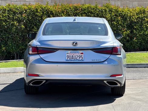 Used 2025 Lexus ES 350 w/ Premium Package FWD image 5