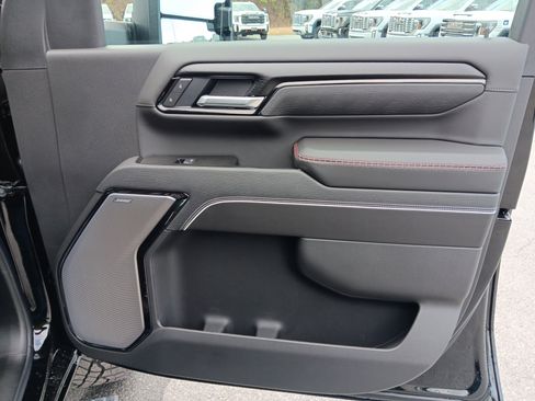 New 2026 GMC Sierra 2500 AT4X w/ LPO, Black Badging Package image 24
