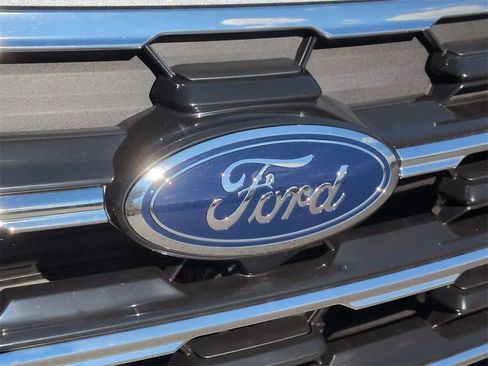 New 2026 Ford Explorer Active image 12