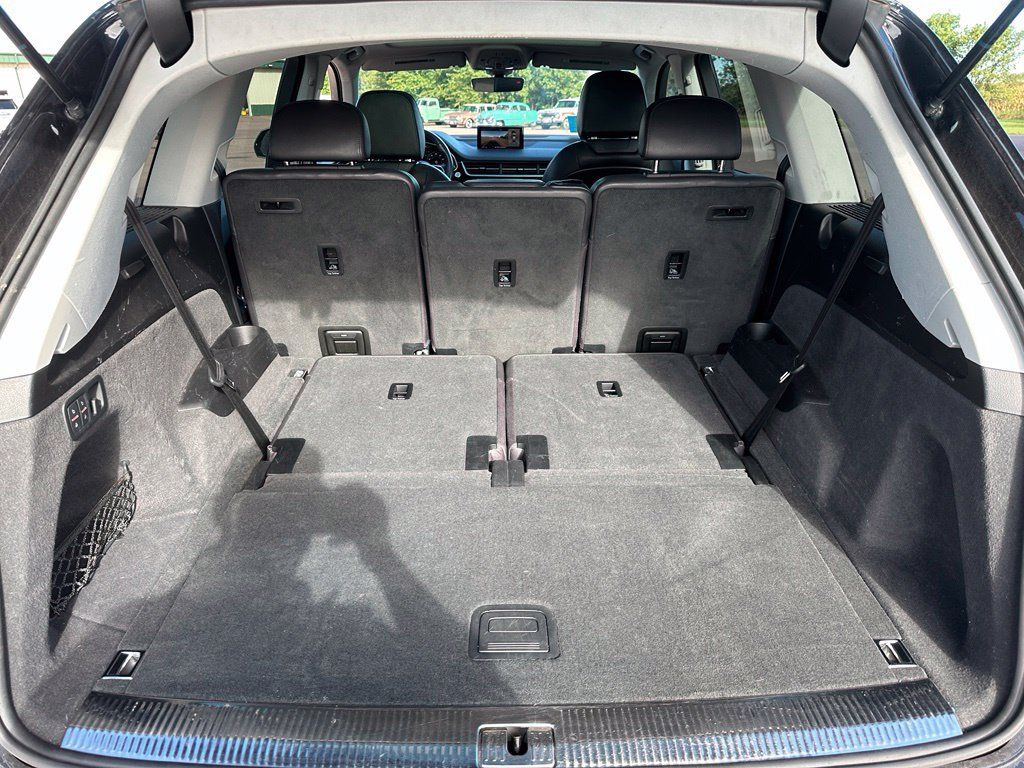 Used 2017 Audi Q7 3.0T Prestige w/ Prestige Package AWD/4WD image 27